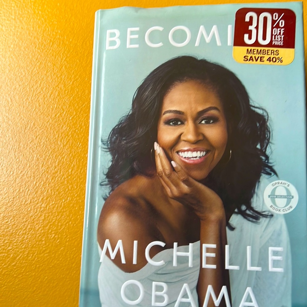 BECOMING By Michelle Obama Book for sale